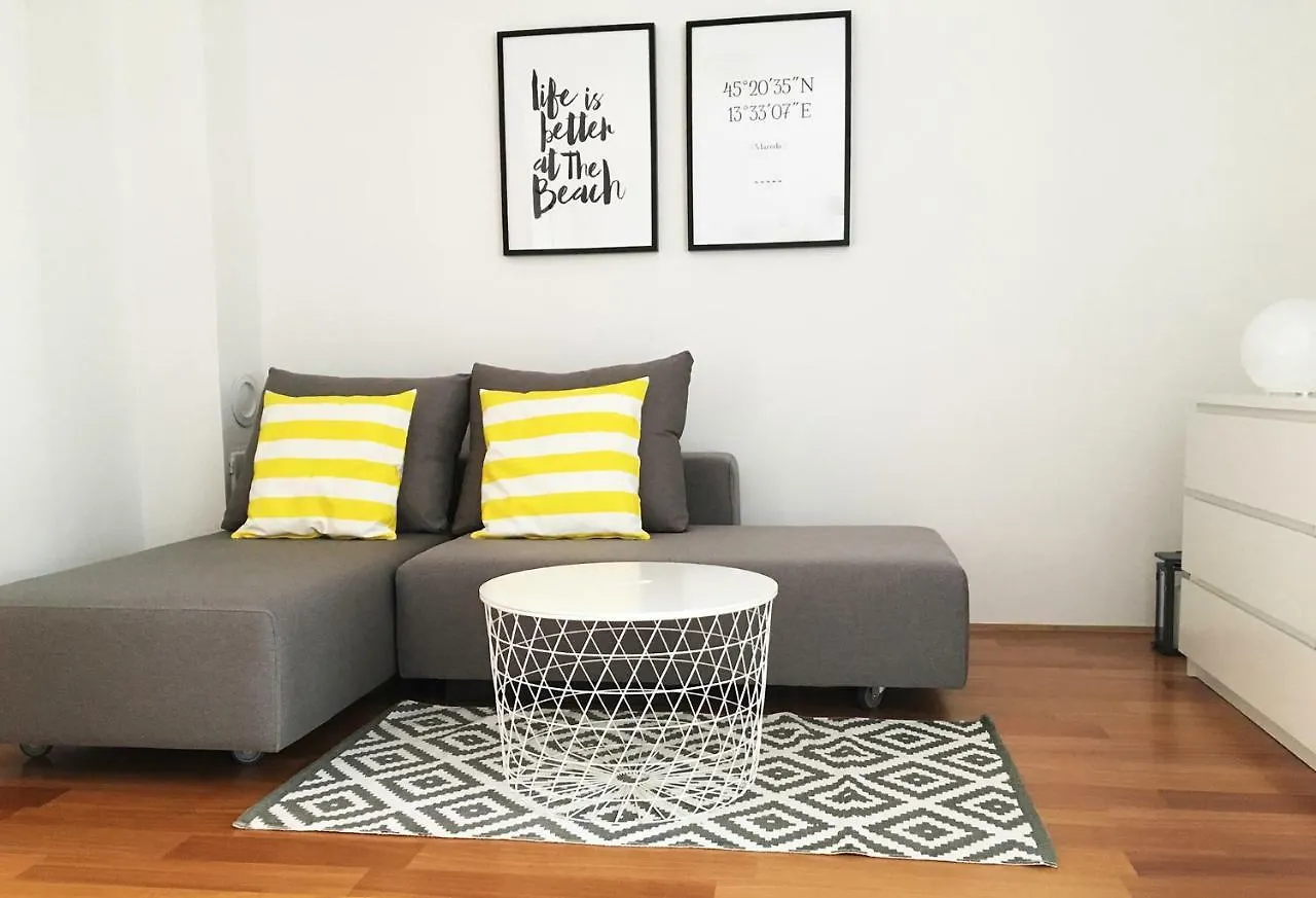 Apartment The Place Novigrad