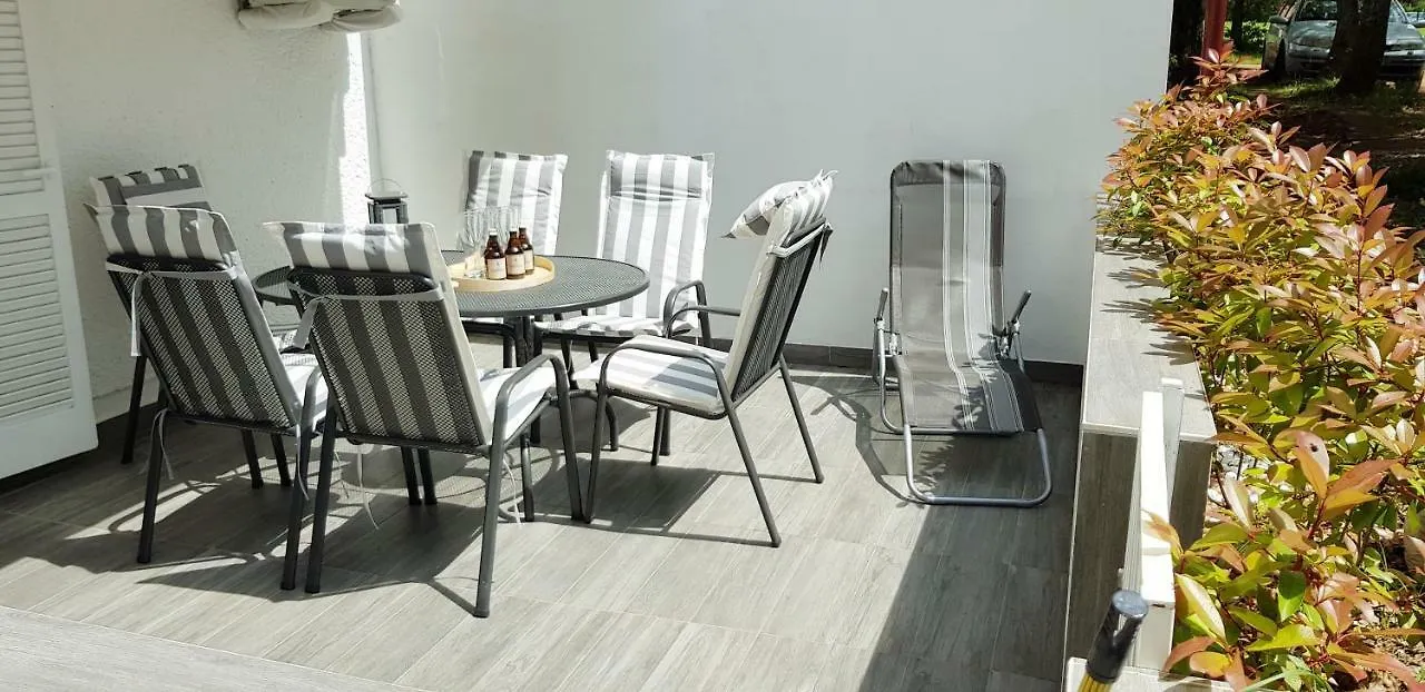 Apartment The Place Novigrad